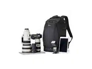 Tilava ja suojaava kamerareppu