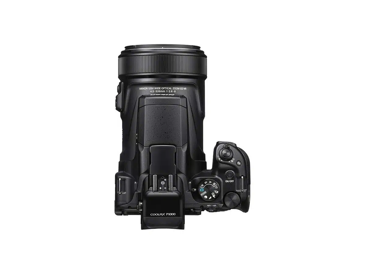 kamera pitkällä putkella