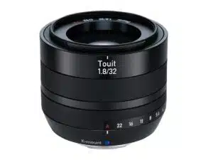 ZEISS Touit 32mm F1.8 - Fuji X