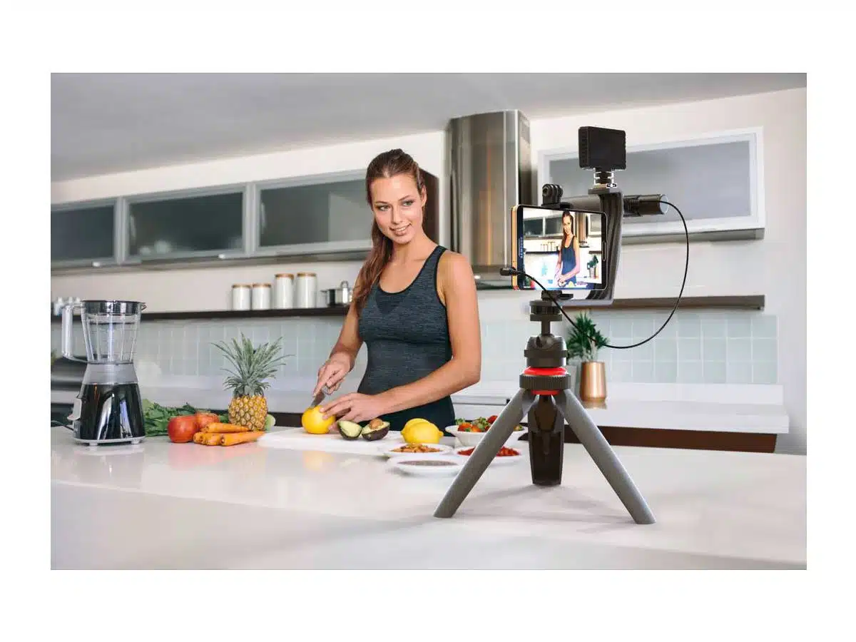 Digipower Superstar Vlogging Kit - Image 14