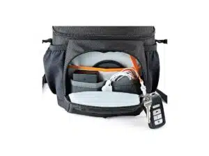 kameralaukku Lowepro Nova 140