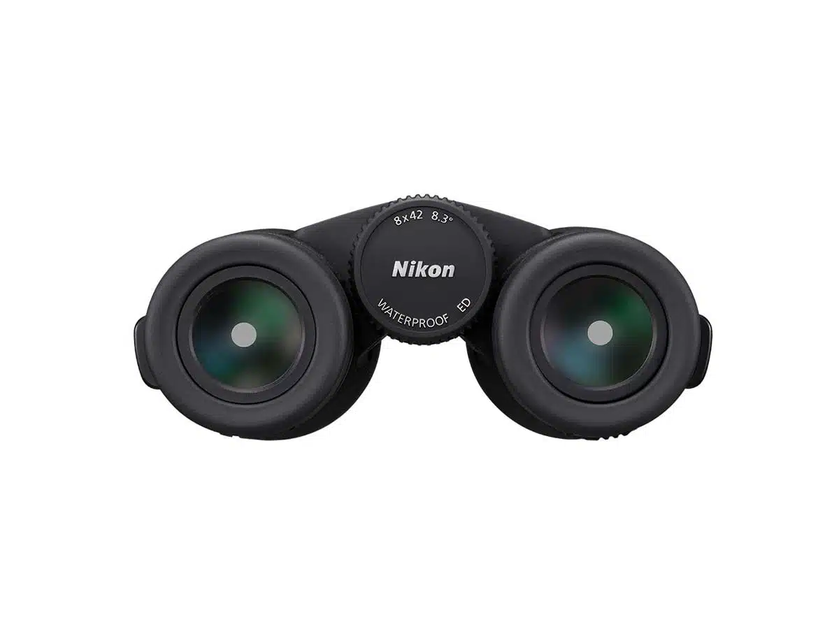 Vesitiivis ja laajakulmainen kiikari