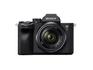 Sony A7 IV + FE 28-70mm F3.5-5.6 OSS