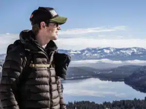 kameran keskikokoinen sadesuoja