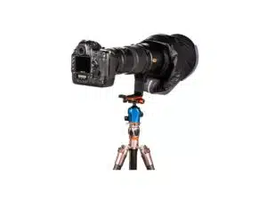 Kameran sadesuoja pitkälle objektiiville ja rungolle