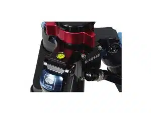 hiilikuituinen jalusta, jossa on hammastettu keskipylväs